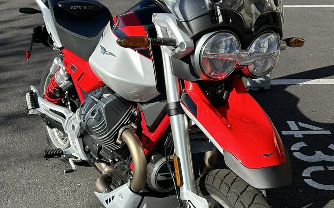 2025 Moto Guzzi V85 TT