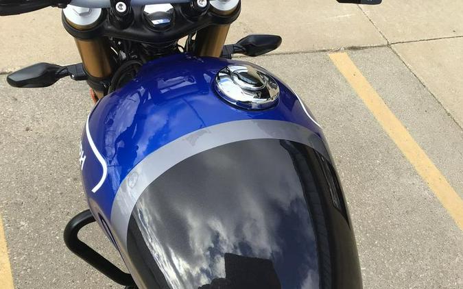 2024 Triumph Speed 400 Caspian Blue / Storm Grey