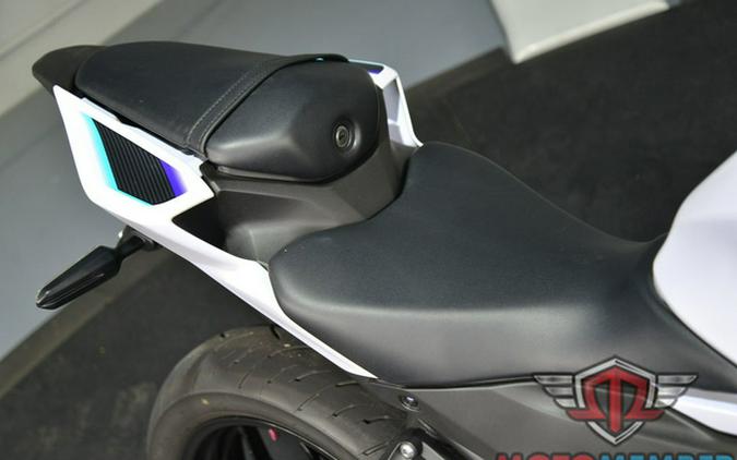 2025 Yamaha YZF R3
