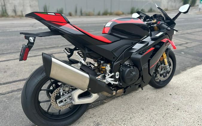 2026 Aprilia TUONO V4 1100 FACTORY