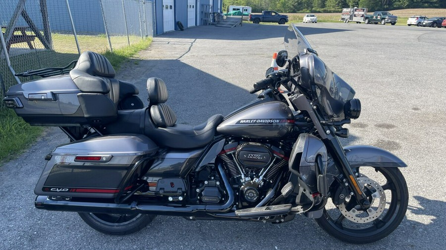2020 Harley-Davidson CVO™ Limited Smoky Gray & Stormcloud