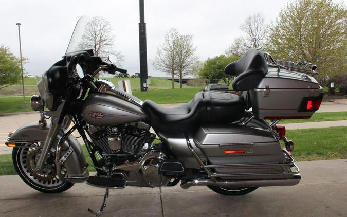 2009 Harley-Davidson® FLHTC - Electra Glide® Classic