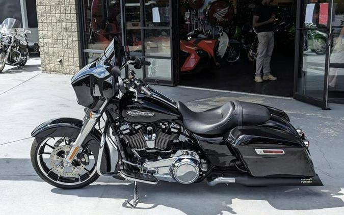 2022 Harley-Davidson® FLHX - Street Glide®