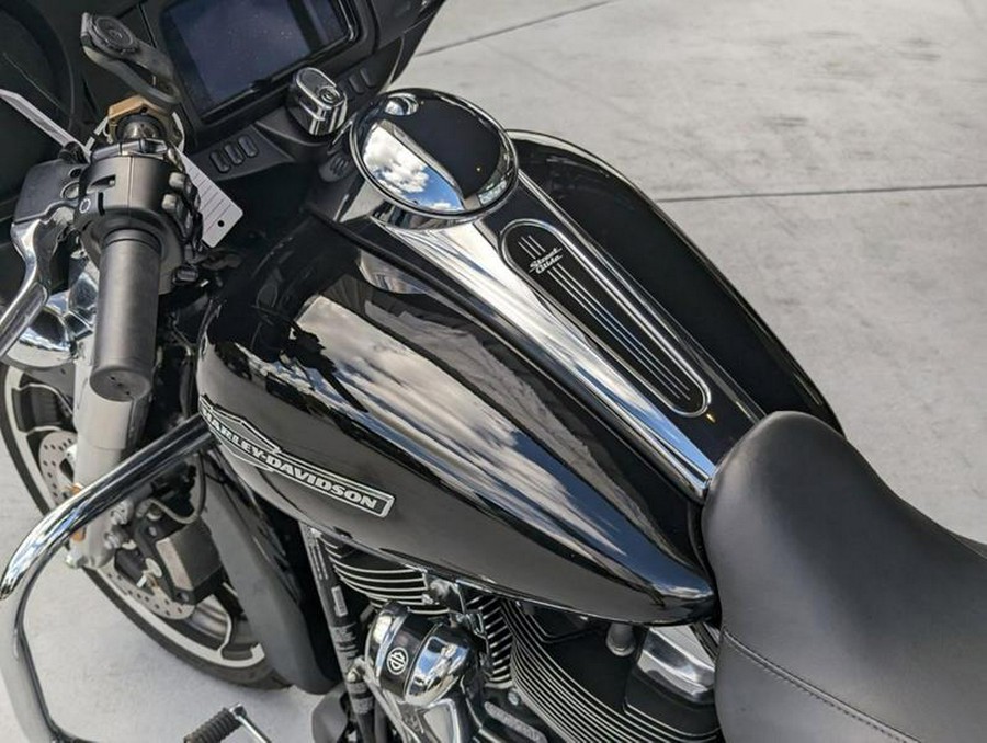 2022 Harley-Davidson® FLHX - Street Glide®