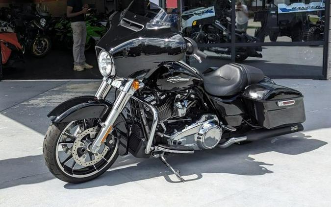 2022 Harley-Davidson® FLHX - Street Glide®