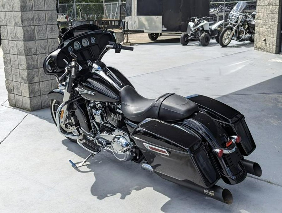 2022 Harley-Davidson® FLHX - Street Glide®