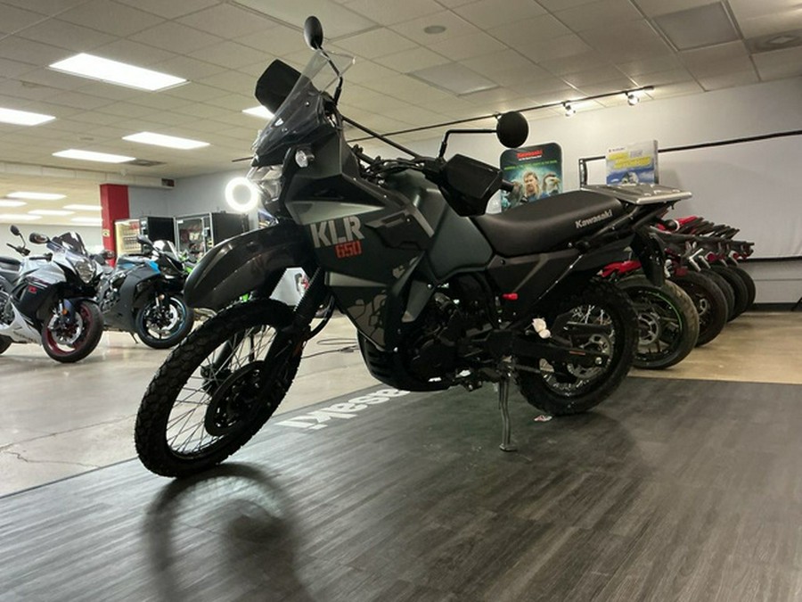 2025 Kawasaki KLR 650 Metallic Matte Old School Green