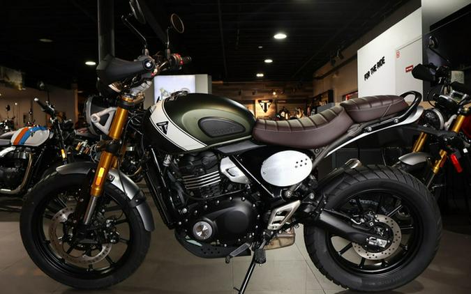 2026 Triumph Scrambler 400 X Matte Khaki Green/Matte Fusion Whi