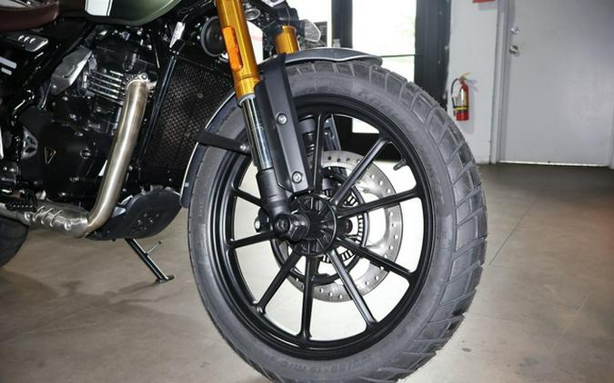 2026 Triumph Scrambler 400 X Matte Khaki Green/Matte Fusion Whi