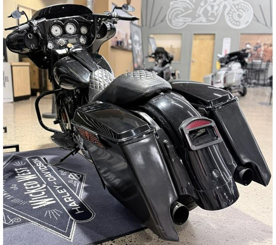 2009 Harley-Davidson® FLHX - Street Glide®