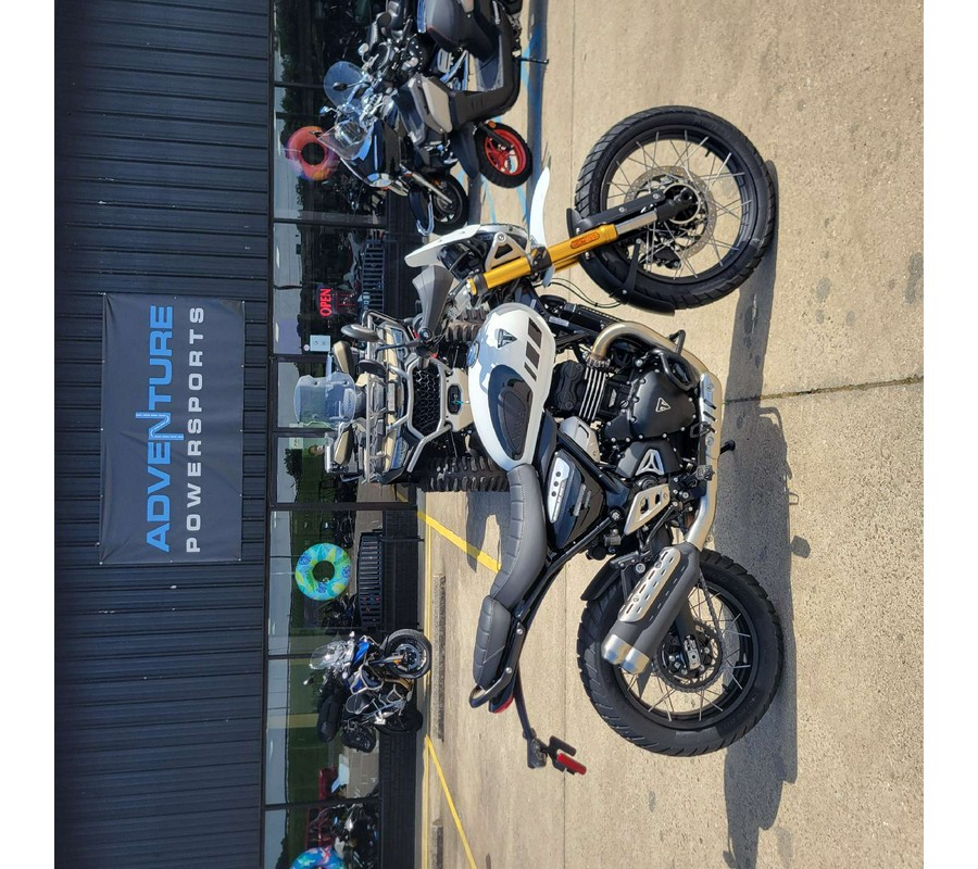 2026 Triumph Scrambler 400 XC