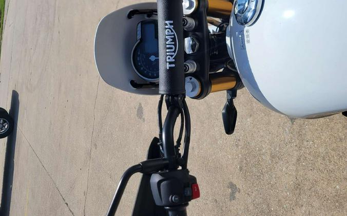 2026 Triumph Scrambler 400 XC
