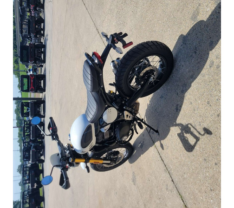 2026 Triumph Scrambler 400 XC