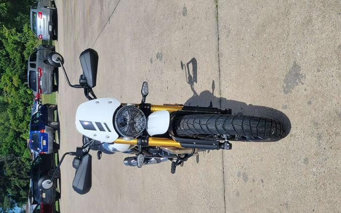 2026 Triumph Scrambler 400 XC