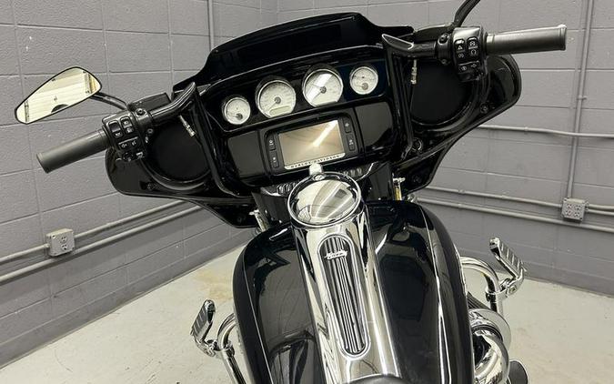 2015 Harley-Davidson® FLHX - Street Glide®