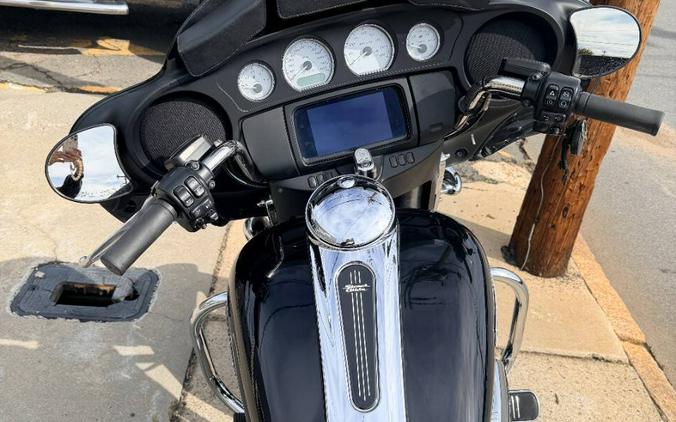 2020 Harley-Davidson Street Glide FLHX