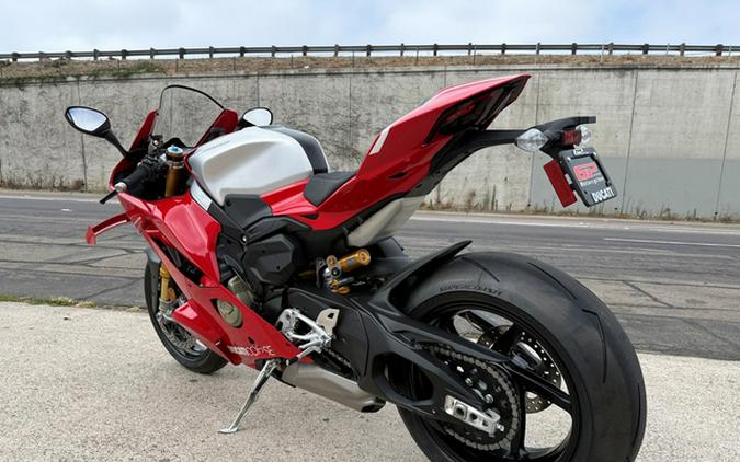 2027 Ducati Panigale V4 R