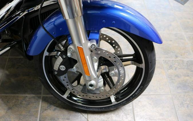 2025 Harley-Davidson® Road Glide® Blue Burst