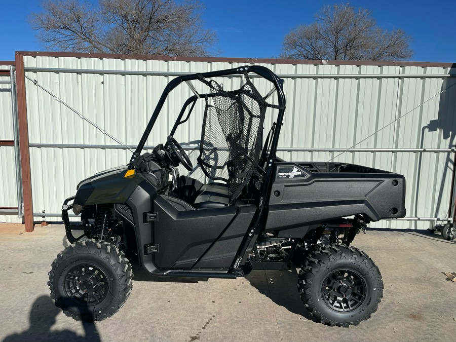 2026 Honda Pioneer 700 Deluxe