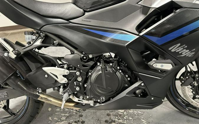 2025 Kawasaki Ninja® 500 SE ABS