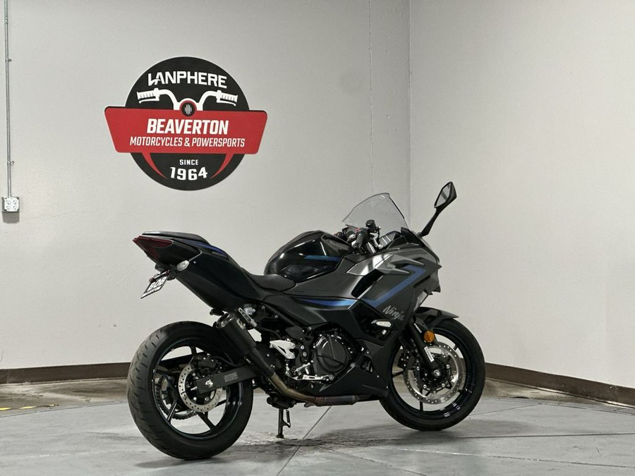 2025 Kawasaki Ninja® 500 SE ABS