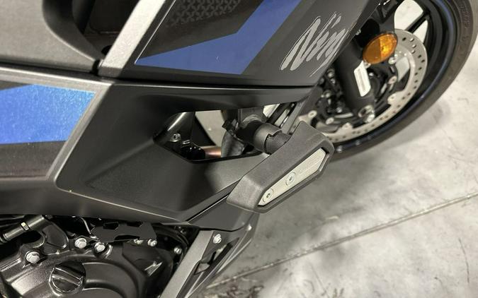 2025 Kawasaki Ninja® 500 SE ABS