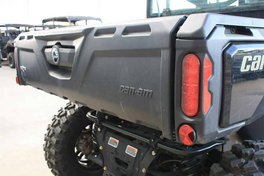 2023 Can-Am® Defender MAX Lone Star Cab HD10