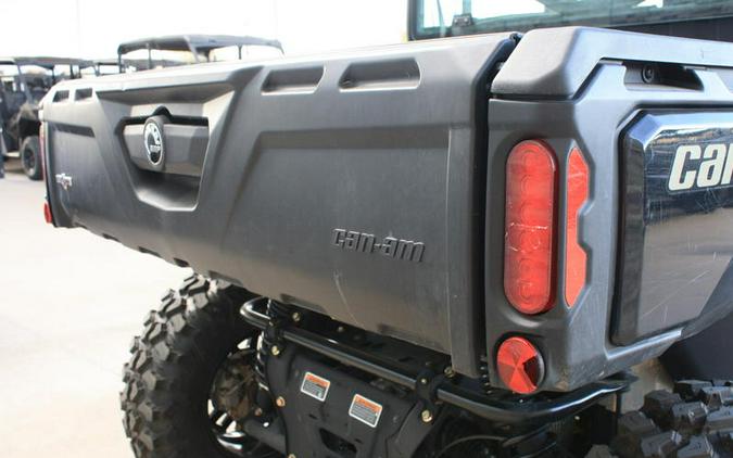 2023 Can-Am® Defender MAX Lone Star Cab HD10