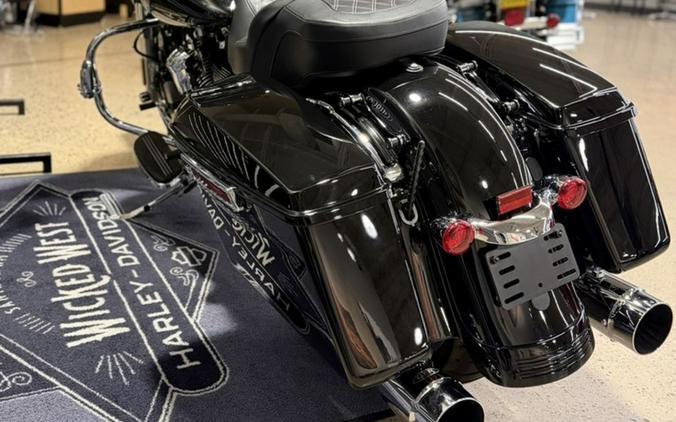 2021 Harley-Davidson® FLHX - Street Glide®