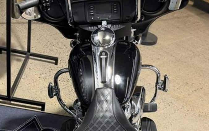 2021 Harley-Davidson® FLHX - Street Glide®