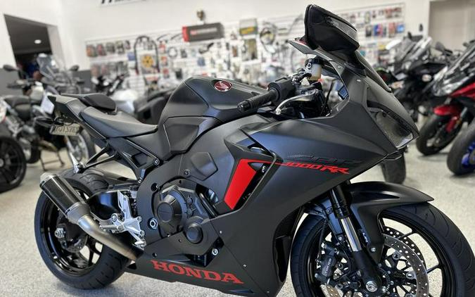 2017 Honda® CBR1000RR