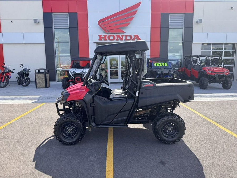 2017 Honda® Pioneer 700