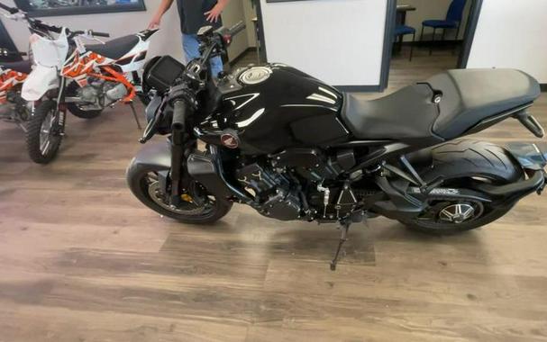 2021 Honda® CB1000R Black Edition