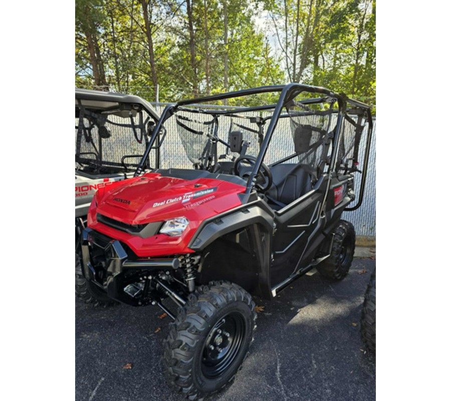 2025 Honda Pioneer 1000-5 Deluxe
