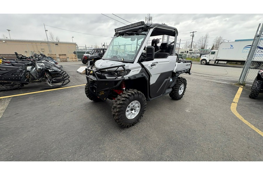 2024 Can-Am 8YRB