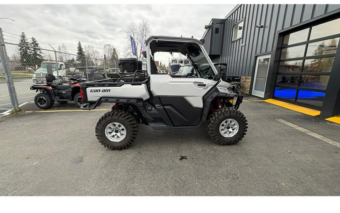 2024 Can-Am 8YRB