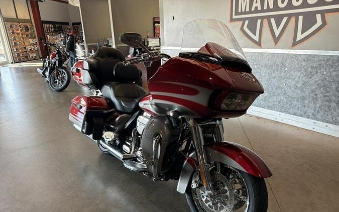 2016 Harley-Davidson® FLTRUSE - CVO™ Road Glide Ultra®