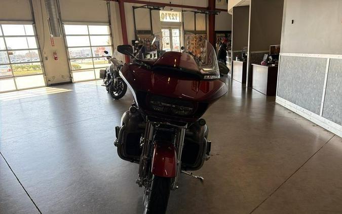 2016 Harley-Davidson® FLTRUSE - CVO™ Road Glide Ultra®