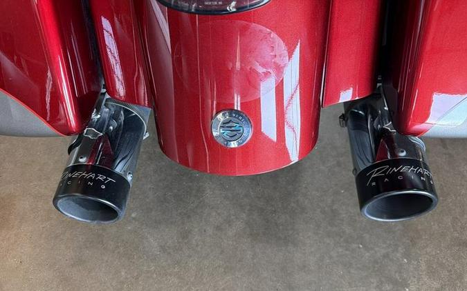 2016 Harley-Davidson® FLTRUSE - CVO™ Road Glide Ultra®