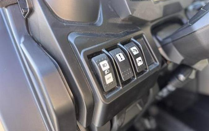 2026 Can-Am Defender PRO Limited