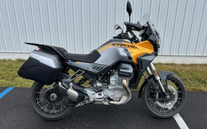 2024 Moto Guzzi Stelvio