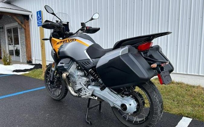 2024 Moto Guzzi Stelvio