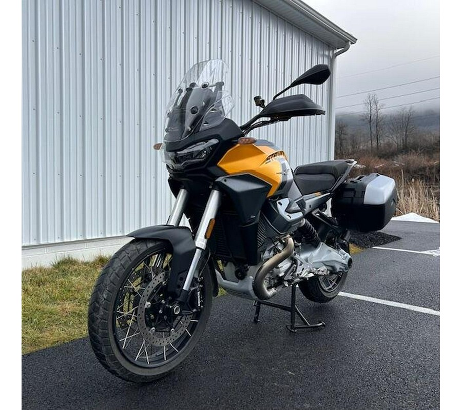 2024 Moto Guzzi Stelvio