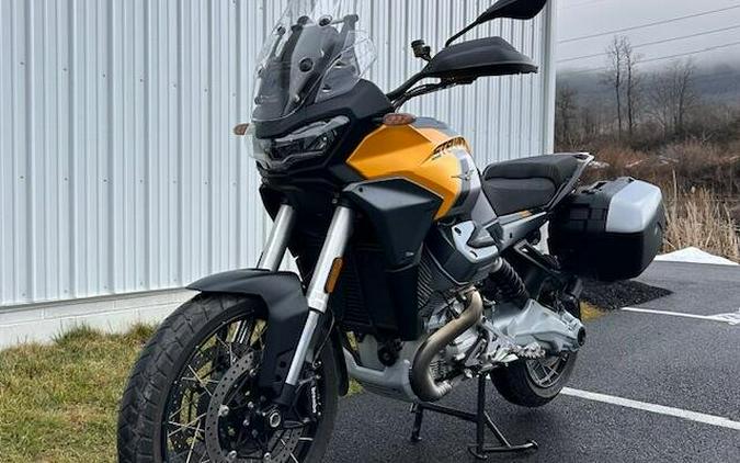 2024 Moto Guzzi Stelvio