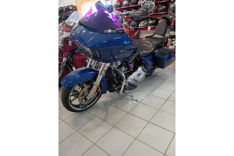 2022 Harley-Davidson® Road Glide® Base