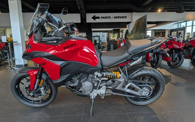 2027 DUCATI MULTISTRADA V2 RED