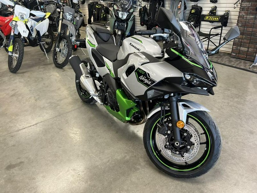 2024 Kawasaki Ninja® 7 Hybrid ABS