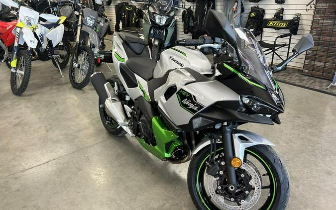 2024 Kawasaki Ninja® 7 Hybrid ABS