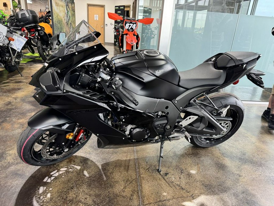 2025 KAWASAKI ZX1002LSFAL