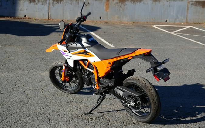 2025 KTM SMC 390 R